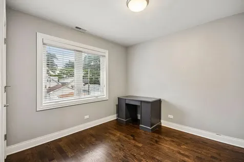 3531 Scoville Avenue Berwyn IL 60402