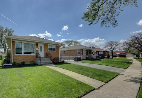 9973 Wilson Avenue Schiller Park IL 60176
