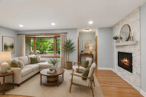 51 East Heron Drive Palatine IL 60067