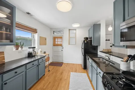 619 Washington Boulevard Oak Park IL 60302