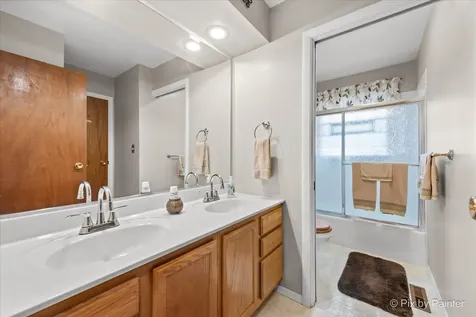 830 Buckingham Court Crystal Lake IL 60014