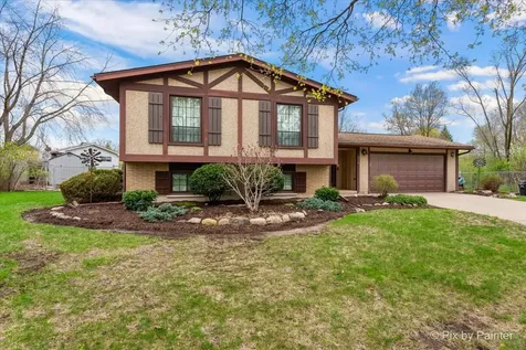830 Buckingham Court Crystal Lake IL 60014