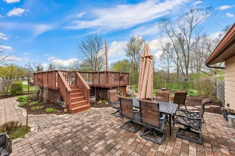 830 Buckingham Court Crystal Lake IL 60014