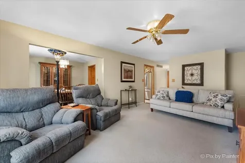 830 Buckingham Court Crystal Lake IL 60014