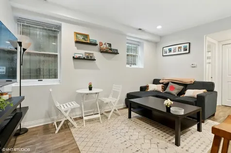 330 West Evergreen Avenue Chicago IL 60610