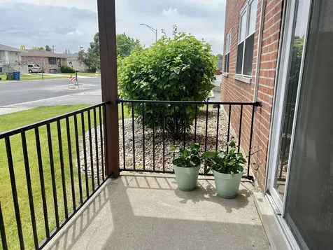 6101 West 94th Street Oak Lawn IL 60453