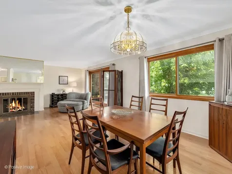 19W182 Ginny Lane E Oak Brook IL 60523