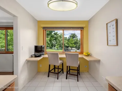 19W182 Ginny Lane E Oak Brook IL 60523
