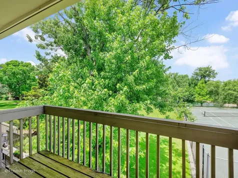 19W182 Ginny Lane E Oak Brook IL 60523