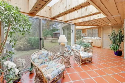 42 Woodley Road Winnetka IL 60093