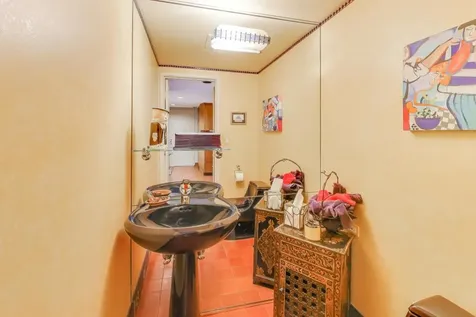 42 Woodley Road Winnetka IL 60093