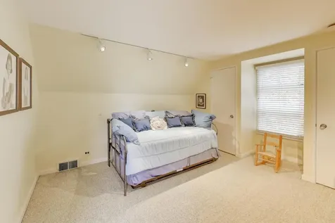 42 Woodley Road Winnetka IL 60093