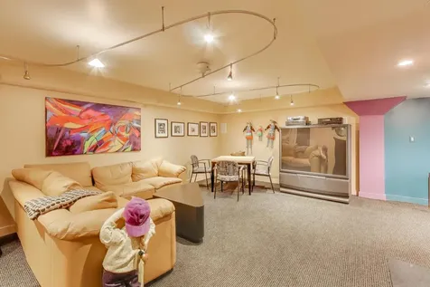 42 Woodley Road Winnetka IL 60093