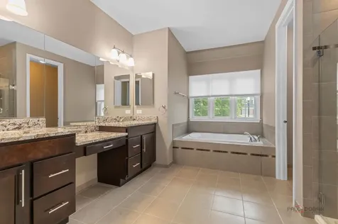 4 Joshua Court South Barrington IL 60010