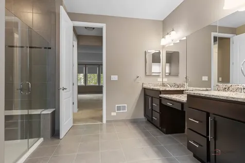 4 Joshua Court South Barrington IL 60010