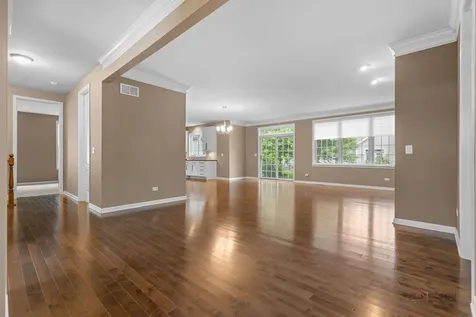 4 Joshua Court South Barrington IL 60010
