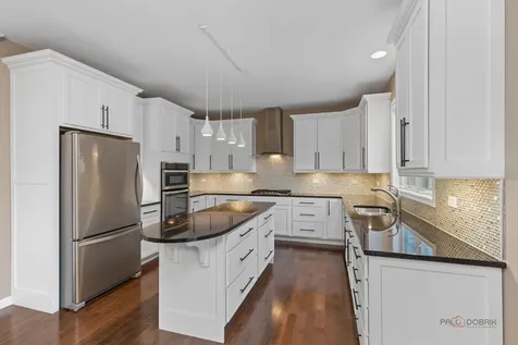 4 Joshua Court South Barrington IL 60010