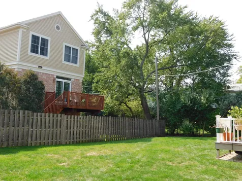 1911 Dewes Street Glenview IL 60025