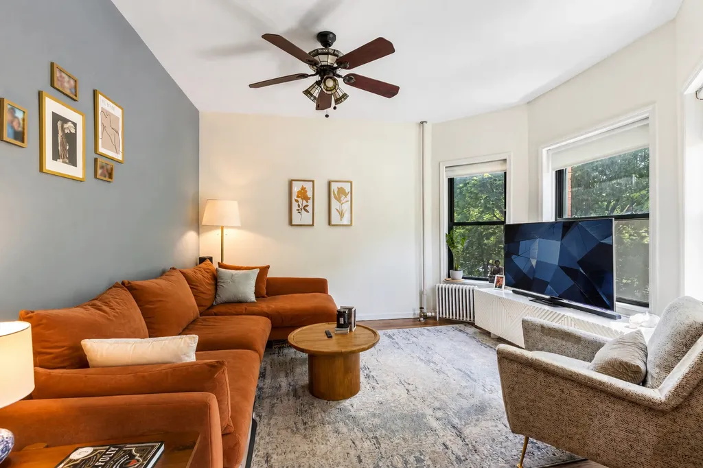 4410 North Paulina Street Chicago IL 60640