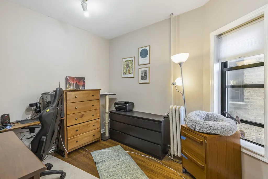 4410 North Paulina Street Chicago IL 60640