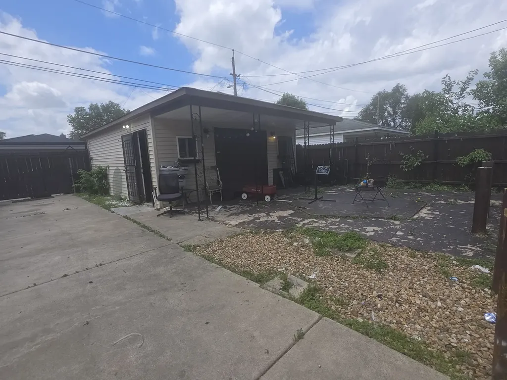 9950 South State Street Chicago IL 60628