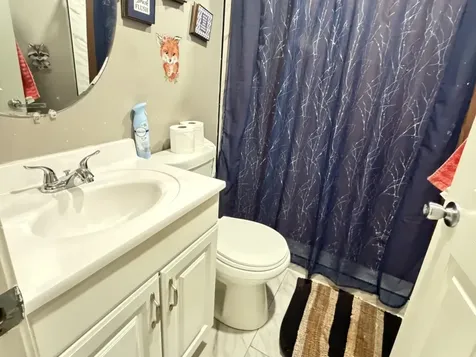 435 Fenton Avenue Romeoville IL 60446