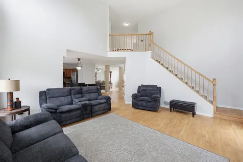 154 Augusta Drive Streamwood IL 60107