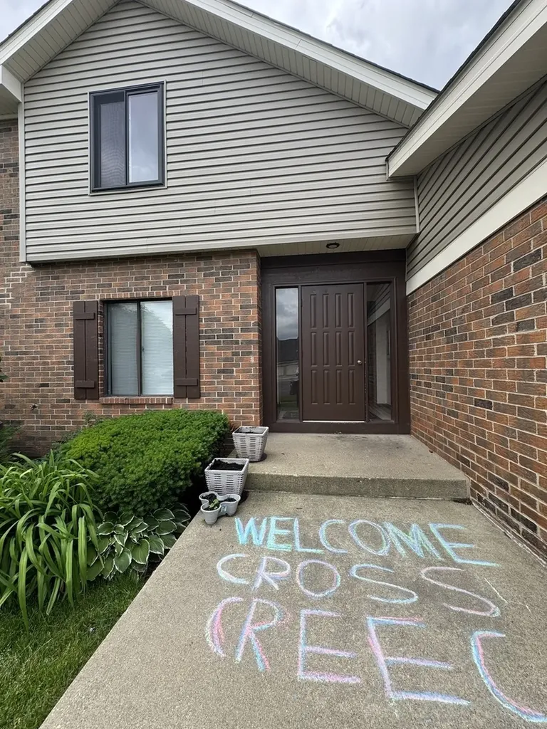 871 Cross Creek Court Roselle IL 60172