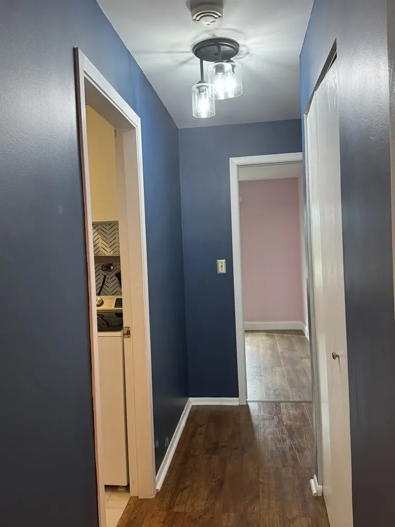 871 Cross Creek Court Roselle IL 60172