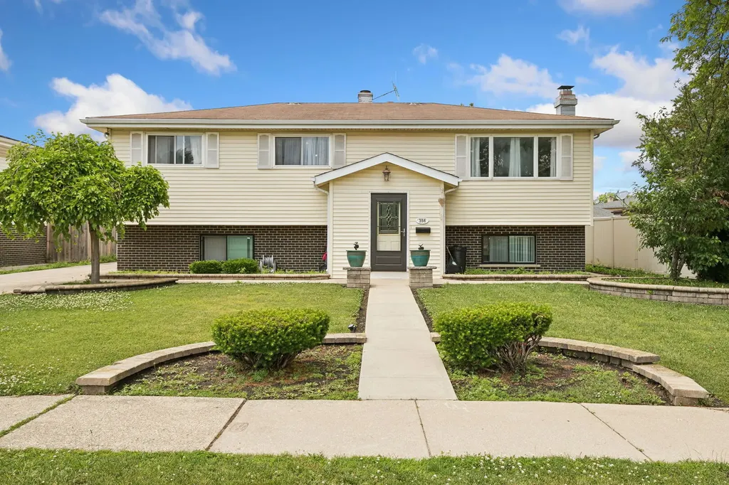 356 West Park Avenue Addison IL 60101