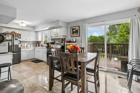 356 West Park Avenue Addison IL 60101