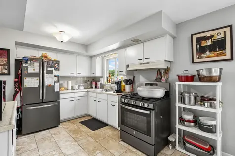 356 West Park Avenue Addison IL 60101