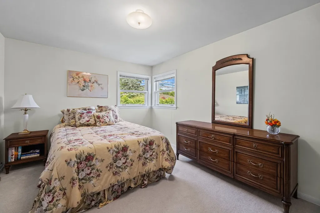 3818 Isabel Street Skokie IL 60076