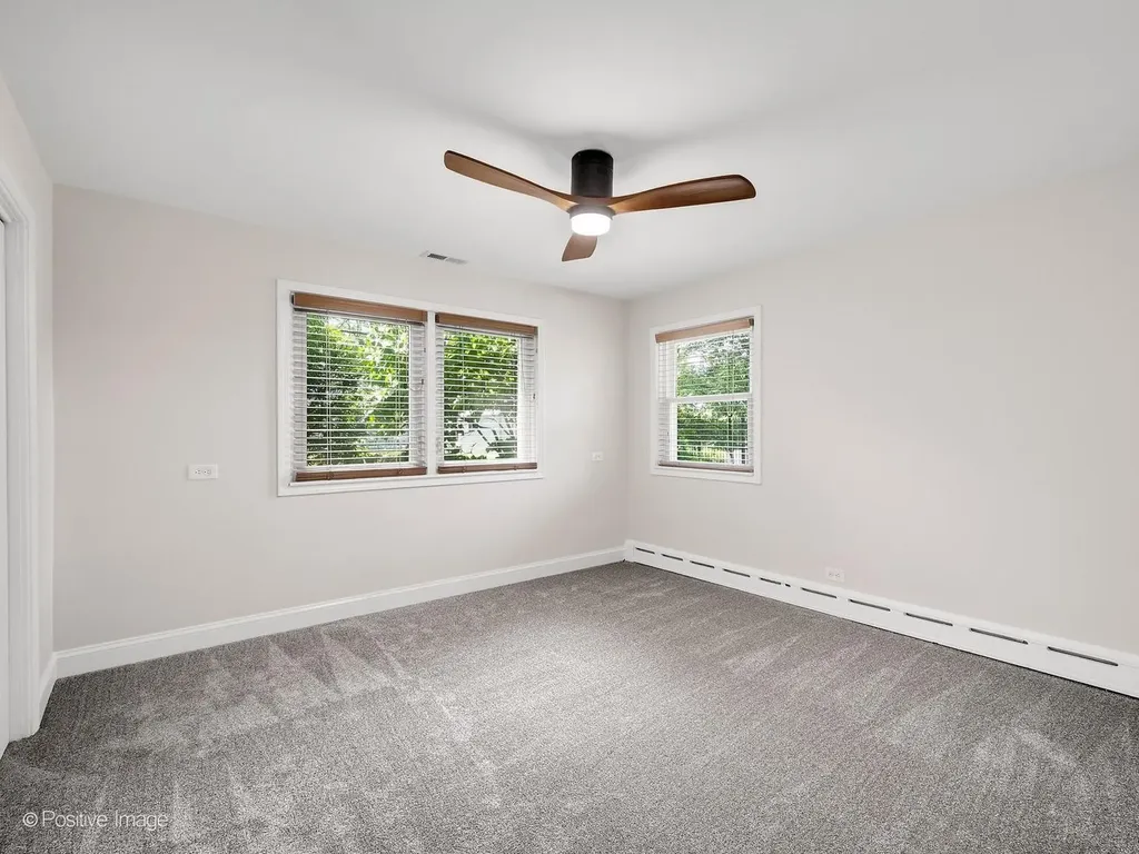 5902 Wolf Road Western Springs IL 60558