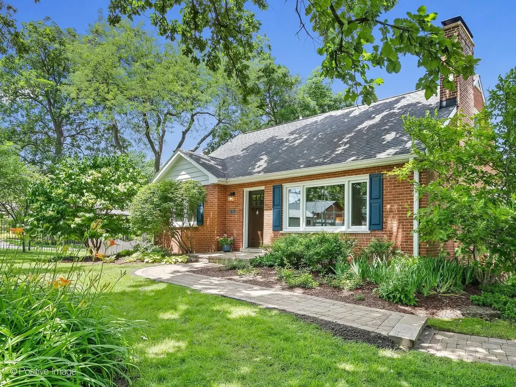 5902 Wolf Road Western Springs IL 60558