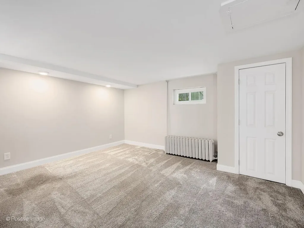 5902 Wolf Road Western Springs IL 60558