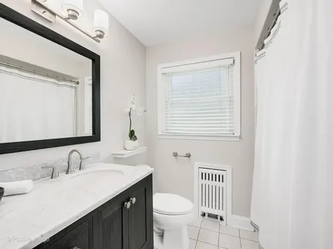 5902 Wolf Road Western Springs IL 60558