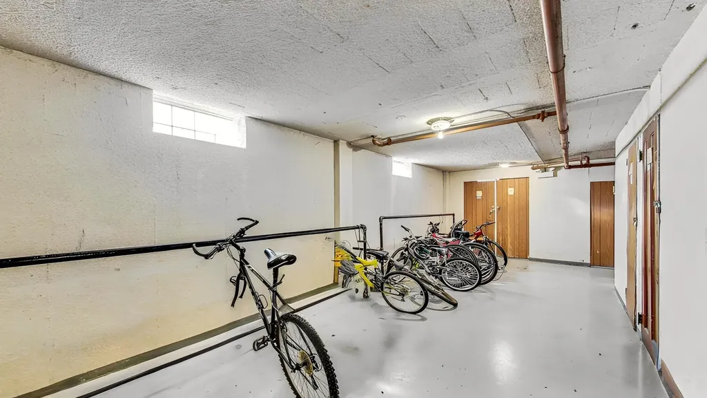2606 West Balmoral Avenue Chicago IL 60625