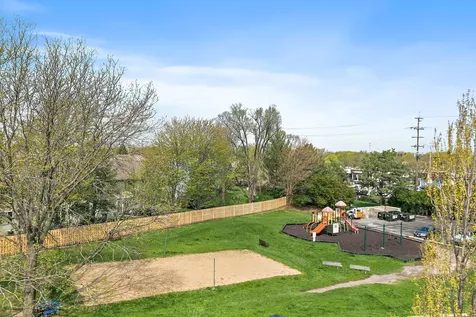 5400 Astor Lane Rolling Meadows IL 60008