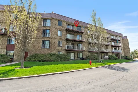 5400 Astor Lane Rolling Meadows IL 60008