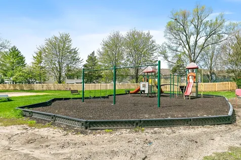 5400 Astor Lane Rolling Meadows IL 60008