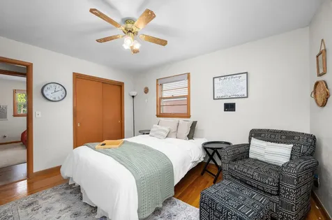437 26TH Avenue East Moline IL 61244
