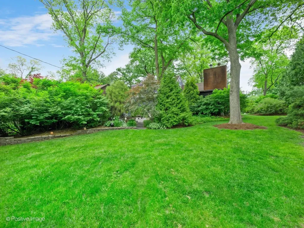 3904 Earlston Road Downers Grove IL 60515