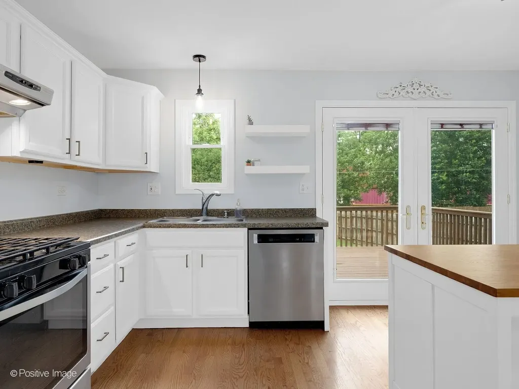 1603 Beecher Avenue Wheaton IL 60187