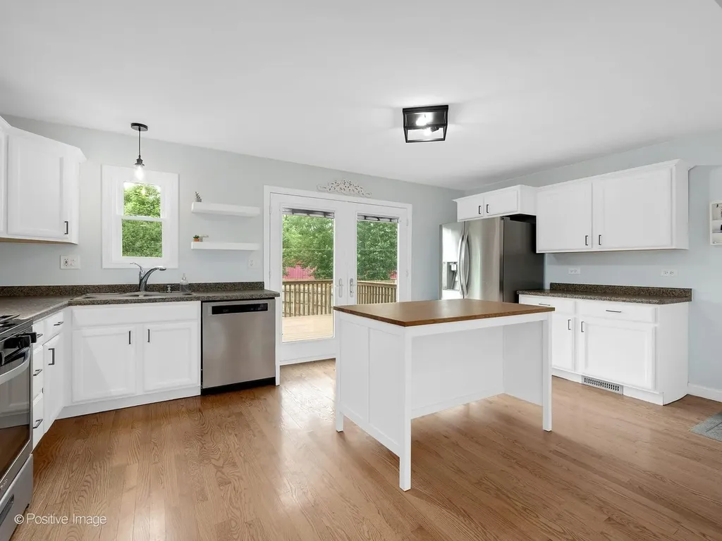 1603 Beecher Avenue Wheaton IL 60187