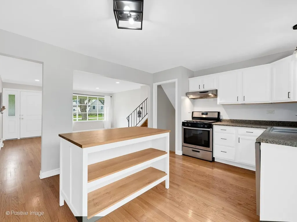 1603 Beecher Avenue Wheaton IL 60187