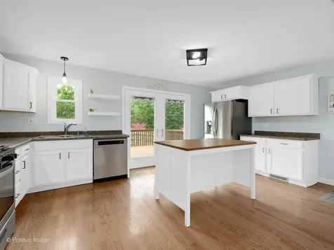 1603 Beecher Avenue Wheaton IL 60187