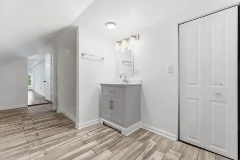 2715 Harvey Avenue Berwyn IL 60402