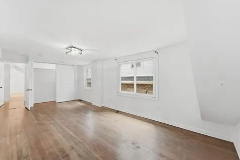 2715 Harvey Avenue Berwyn IL 60402