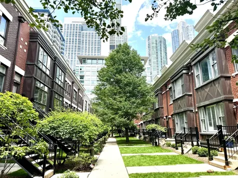 1346 South Indiana Parkway Chicago IL 60605